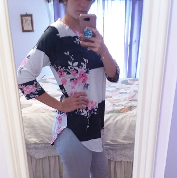 Floral and striped 3/4 shirt - Picture 4 of 4